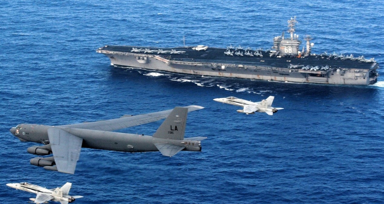 trumpin gozu o ulkede askeri operasyonun sinyalini verdi cc6XuaJy