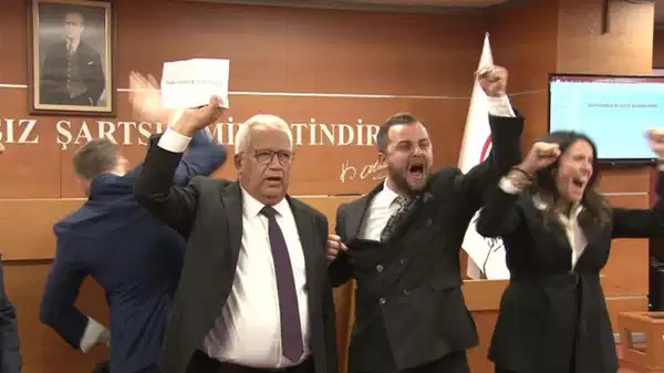 chpden bayrampasa kararina ilk tepkiler belediyeye alenen cokmeye calisiyorlar u9DdcwmU