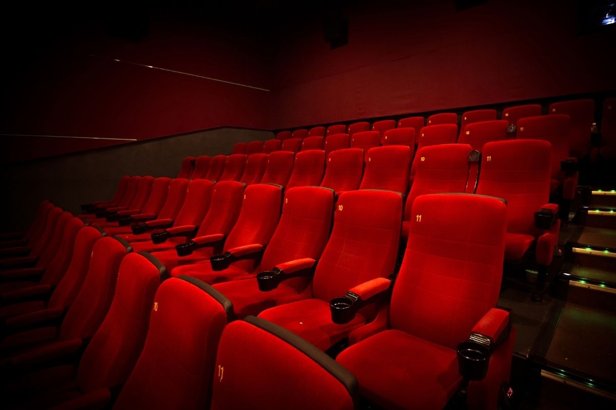 sinemalardan elde edilen hasilat 3 milyar 500 milyon liraya yukseldi 5bCZSwOC.jpg