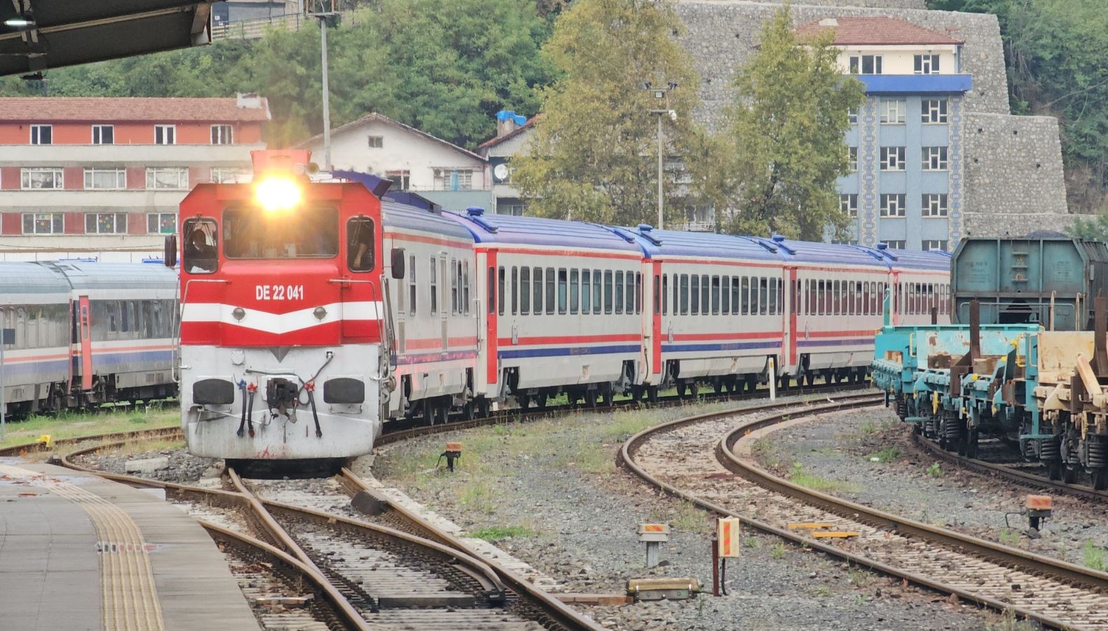 turistik karaelmas ekspresi 3uncu kez zonguldakta vYAXmzrr