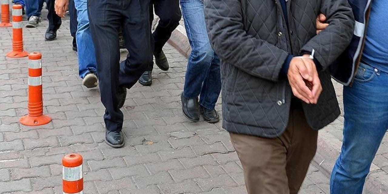 11 ilde dolandiricilik operasyonu 28 tutuklama kcOEjT99.jpg