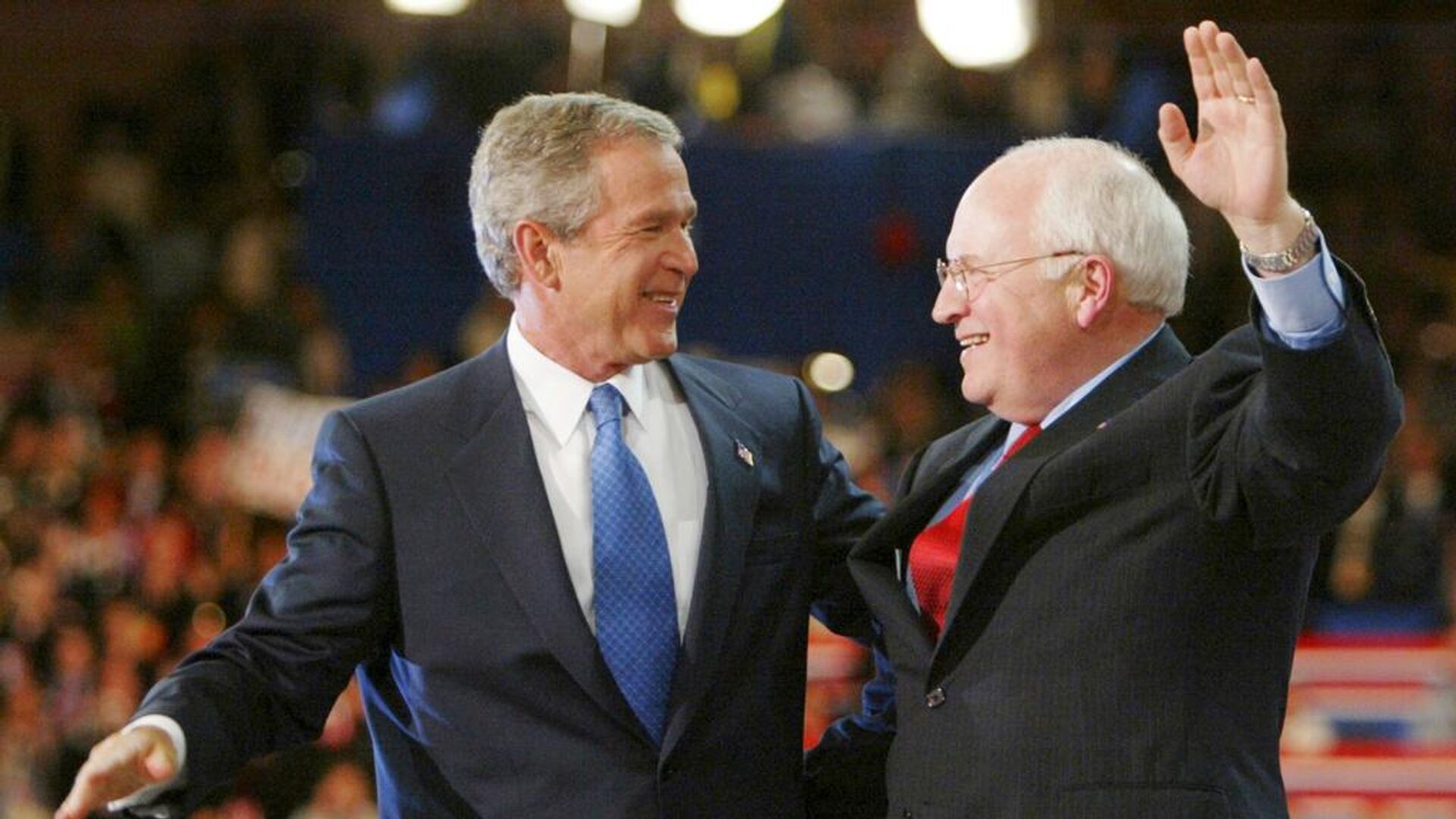 dick cheney bir sure nabzi atmadan yasadi n3EGUbOR.jpg