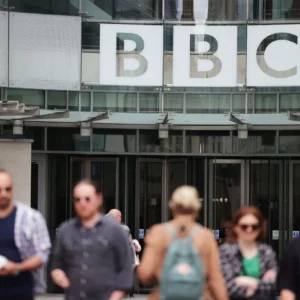 BBC’de kriz büyüyor: Yüzlerce kişi işten çıkarılacak