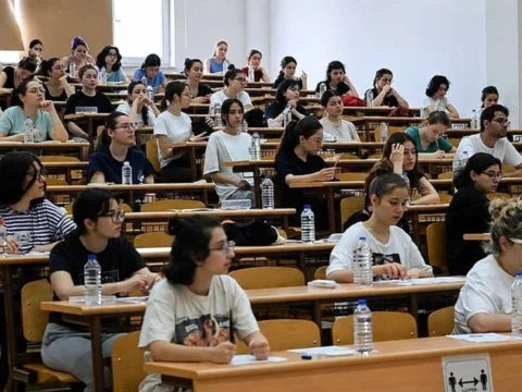 Universite affi cikti mi sartlari ve kapsami nedir 2026 fEMKXm5m